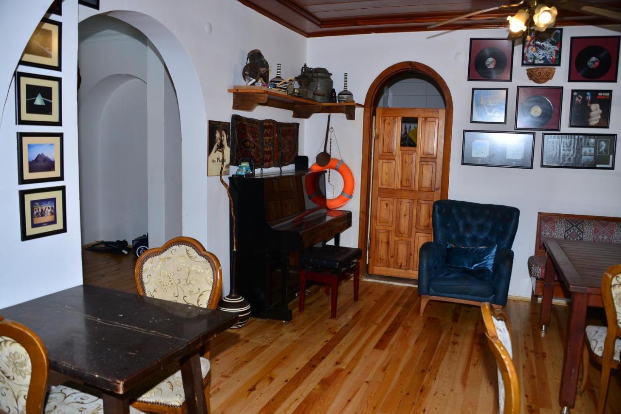 Aparthotel Aquarius Side