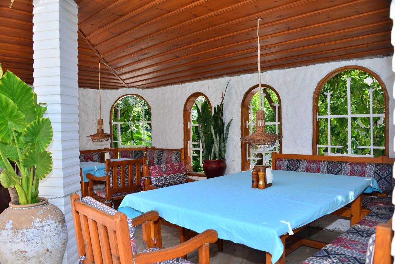 Aquarius Aparthotel